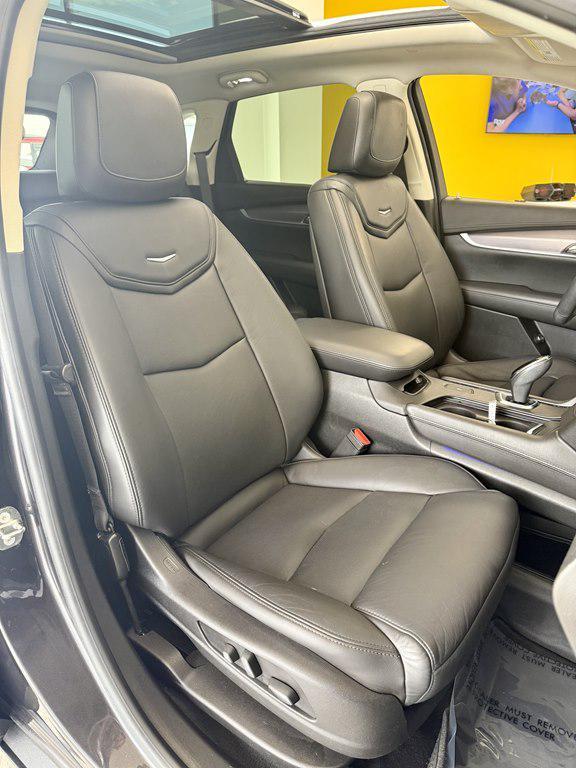 used 2017 Cadillac XT5 car, priced at $13,995