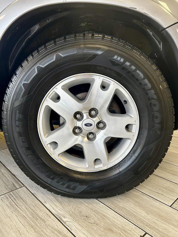 used 2007 Ford Escape car, priced at $6,995