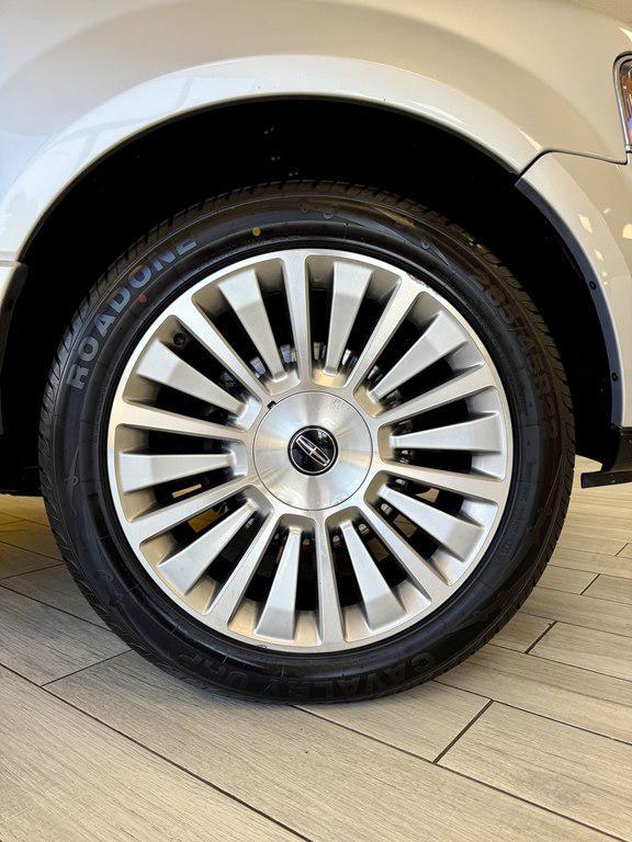 used 2017 Lincoln Navigator L car, priced at $26,995