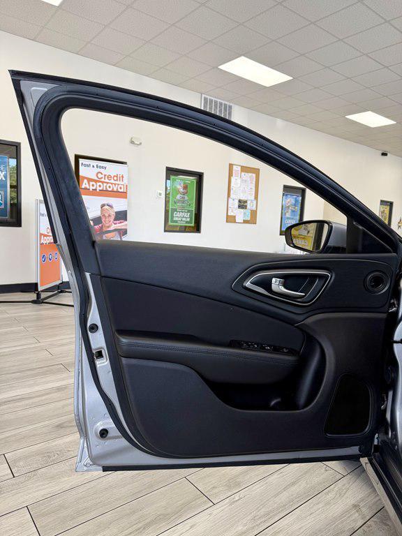 used 2016 Chrysler 200 car, priced at $12,995