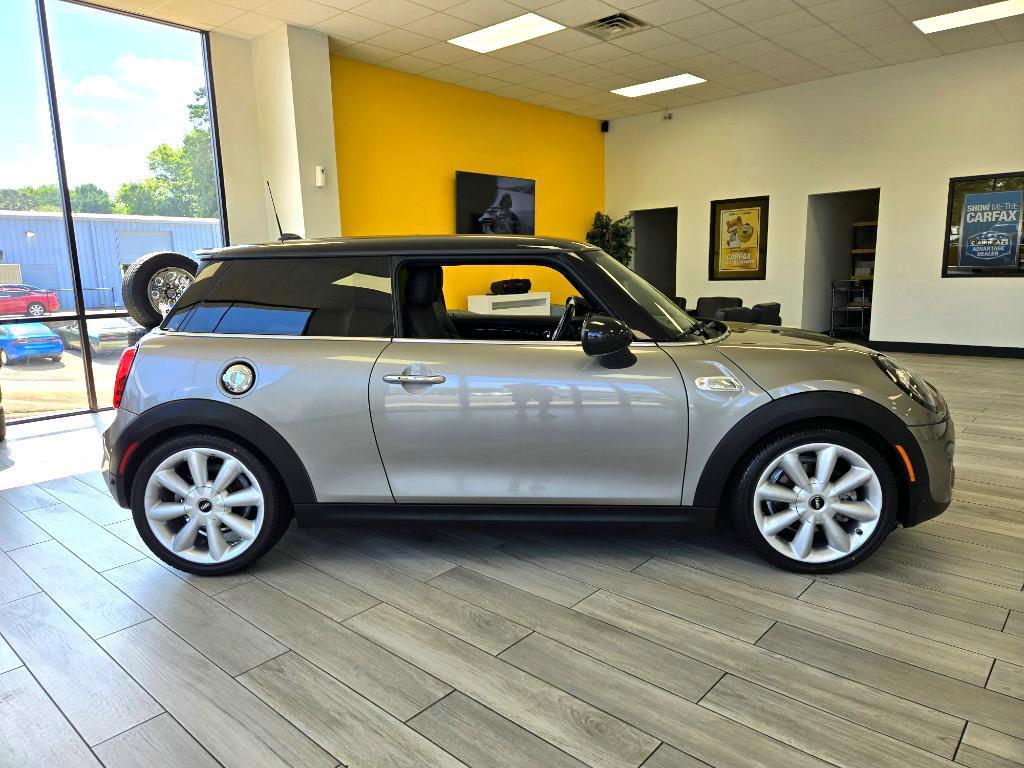 used 2019 MINI Hardtop car, priced at $19,995