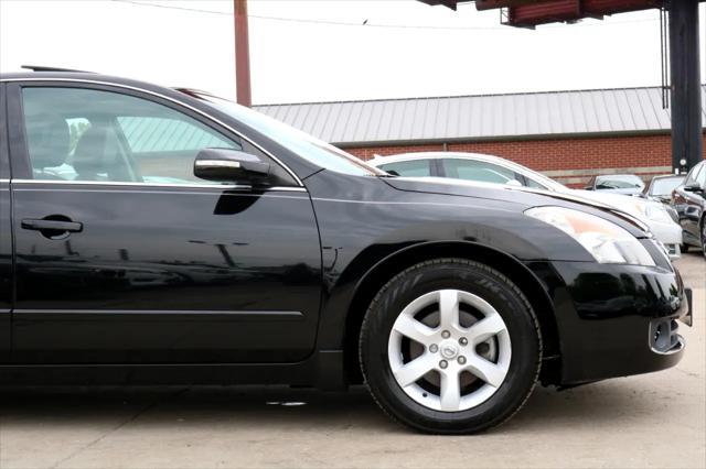 used 2009 Nissan Altima car, priced at $8,995