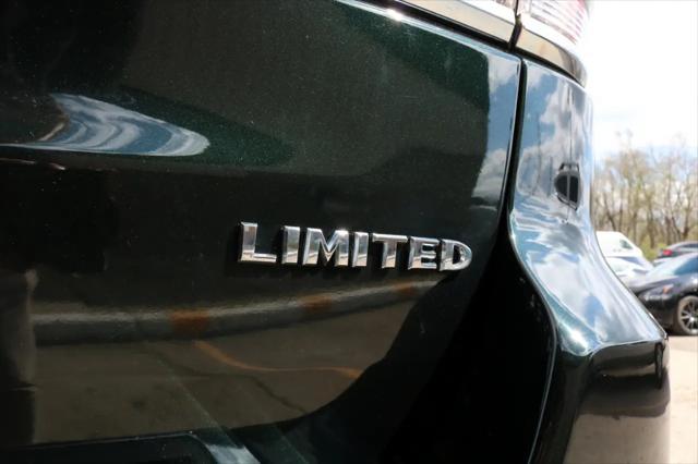 used 2015 Jeep Grand Cherokee car, priced at $18,500