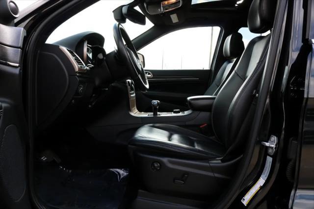 used 2015 Jeep Grand Cherokee car, priced at $18,500