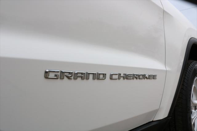 used 2015 Jeep Grand Cherokee car, priced at $17,000