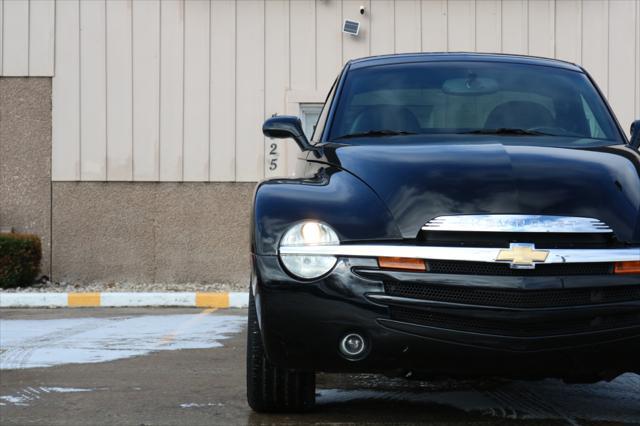 used 2003 Chevrolet SSR car, priced at $19,995