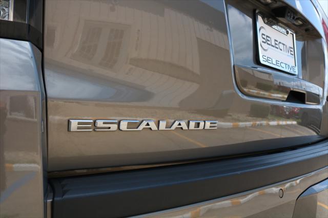 used 2018 Cadillac Escalade car, priced at $35,500