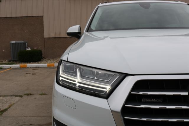 used 2018 Audi Q7 car, priced at $22,500