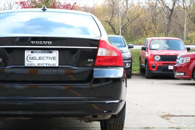 used 2007 Volvo S80 car, priced at $11,250