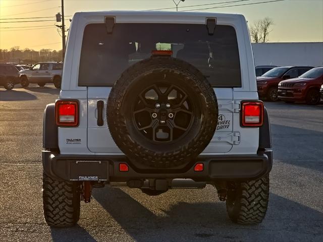 new 2025 Jeep Wrangler car, priced at $49,670