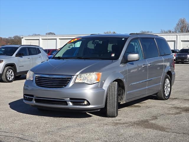 used 2014 Chrysler Town & Country car, priced at $8,994