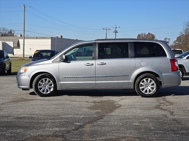 used 2014 Chrysler Town & Country car, priced at $8,994