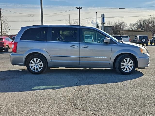 used 2014 Chrysler Town & Country car, priced at $8,994