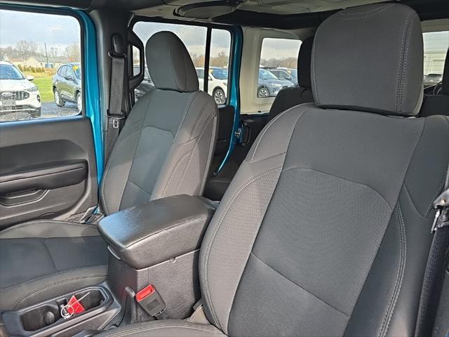 used 2019 Jeep Wrangler Unlimited car, priced at $27,521