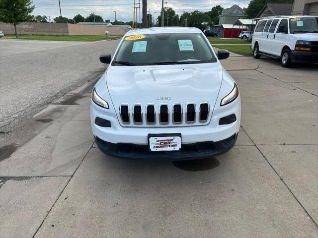 used 2016 Jeep Cherokee car, priced at $14,995