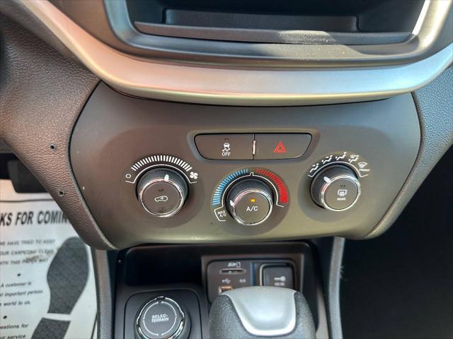 used 2016 Jeep Cherokee car, priced at $14,995