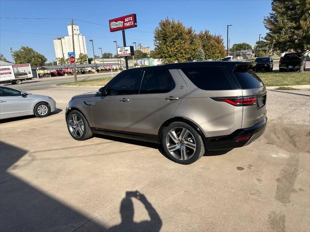 used 2021 Land Rover Discovery car, priced at $41,995