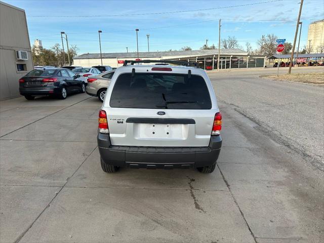 used 2005 Ford Escape car, priced at $4,495