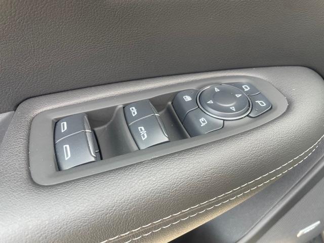 used 2025 Cadillac XT5 car, priced at $48,931