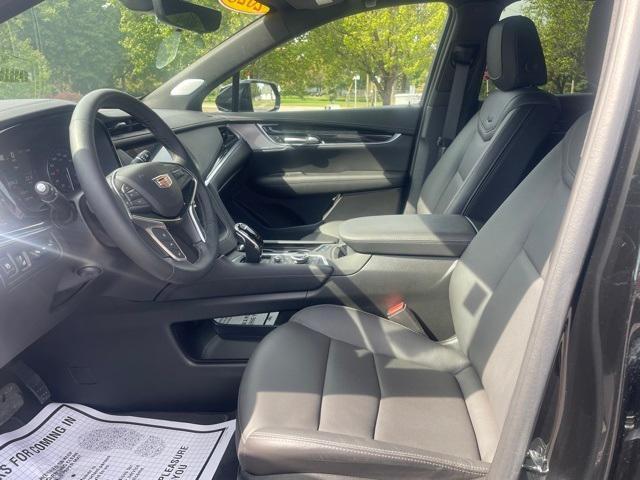 used 2025 Cadillac XT5 car, priced at $48,931