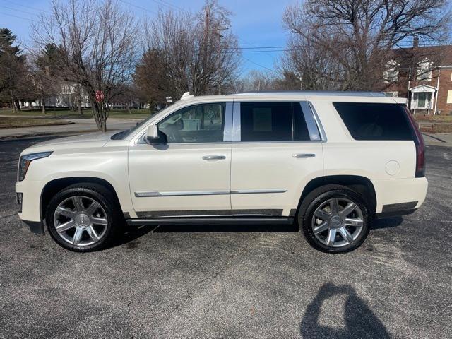 used 2015 Cadillac Escalade car, priced at $28,085