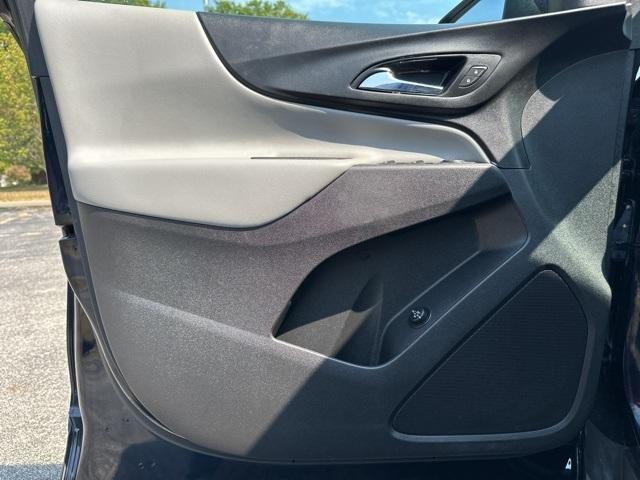 used 2021 Chevrolet Equinox car, priced at $18,255