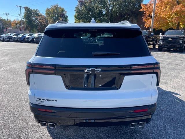 new 2026 Chevrolet Traverse car, priced at $48,665