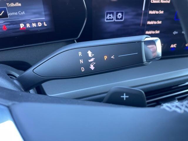 new 2026 Chevrolet Traverse car, priced at $48,665