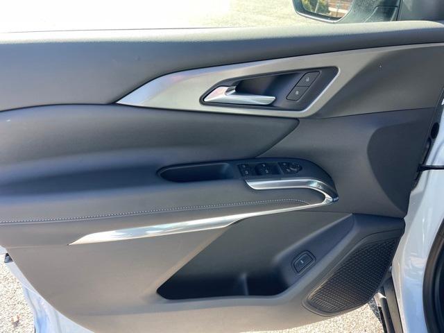 new 2026 Chevrolet Traverse car, priced at $48,665