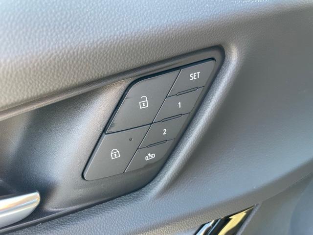 new 2026 Chevrolet Equinox car, priced at $38,035