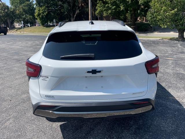 new 2025 Chevrolet Trax car, priced at $26,955