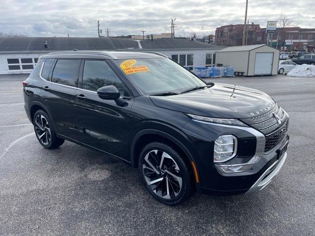 used 2023 Mitsubishi Outlander car, priced at $33,917