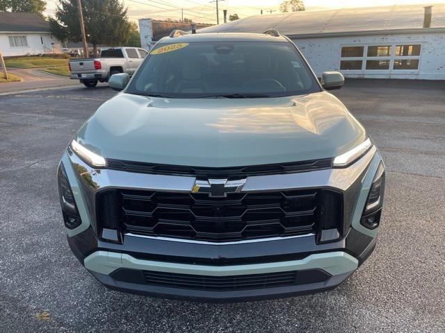 used 2025 Chevrolet Equinox car, priced at $30,987