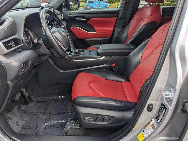 used 2023 Toyota Highlander car, priced at $38,998