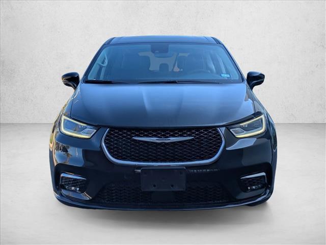 used 2024 Chrysler Pacifica Hybrid car, priced at $28,399