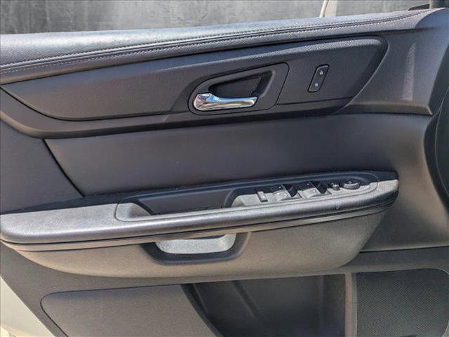 used 2015 Chevrolet Traverse car, priced at $6,899
