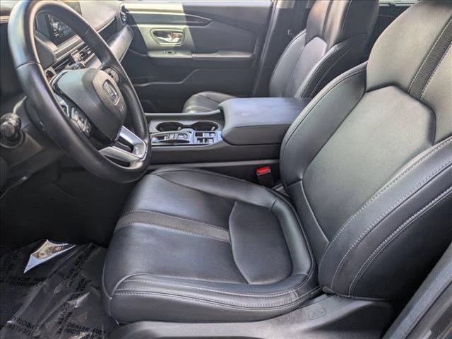 used 2025 Honda Pilot car, priced at $32,518