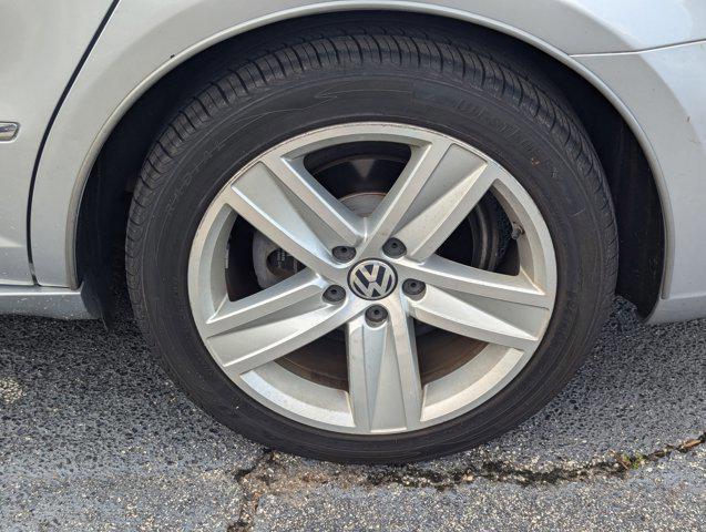 used 2014 Volkswagen CC car, priced at $6,998