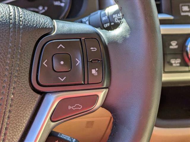 used 2016 Toyota Highlander car, priced at $18,499