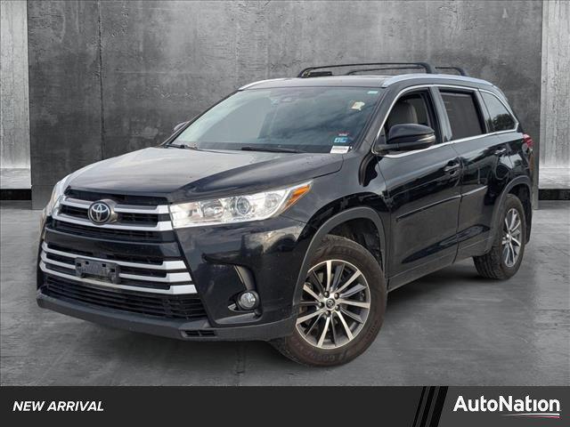 used 2017 Toyota Highlander car, priced at $19,498