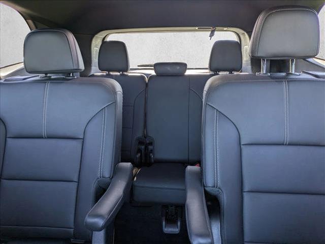 used 2024 GMC Acadia car, priced at $32,999