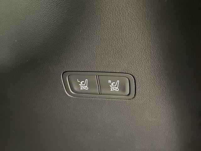 used 2024 Hyundai Santa Fe car, priced at $33,938