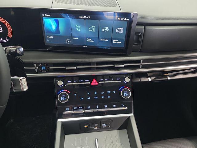 new 2025 Hyundai Santa Fe car, priced at $39,057