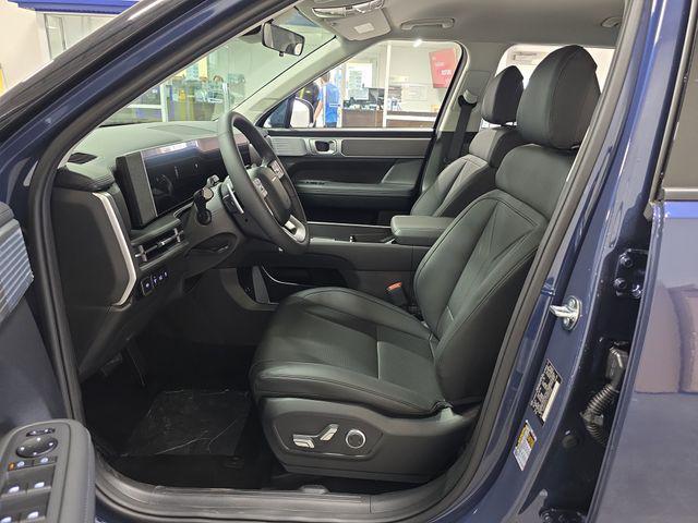 new 2025 Hyundai Santa Fe car, priced at $39,057