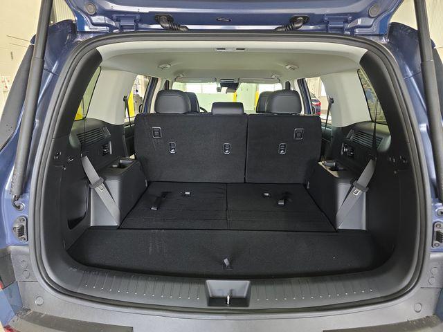 new 2025 Hyundai Santa Fe car, priced at $39,057