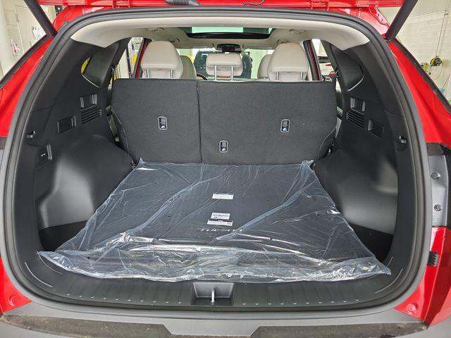 new 2025 Hyundai TUCSON Hybrid car, priced at $37,954