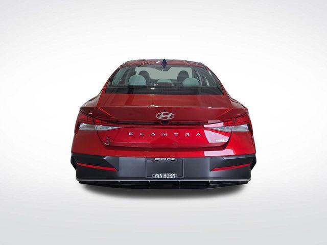 new 2025 Hyundai Elantra car, priced at $30,553