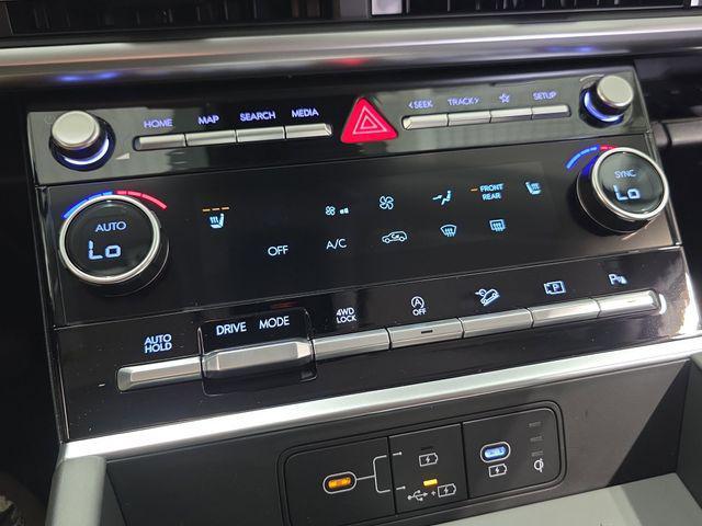 new 2025 Hyundai Santa Fe car, priced at $38,557