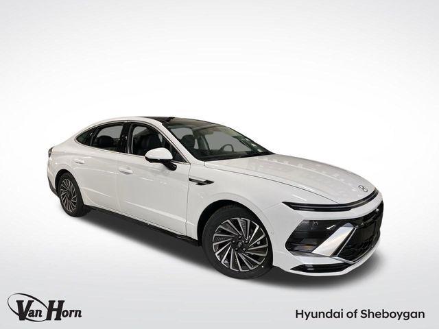 new 2025 Hyundai Sonata Hybrid car, priced at $37,261