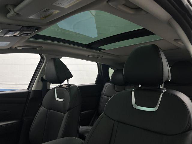 used 2025 Hyundai TUCSON Hybrid car, priced at $34,294